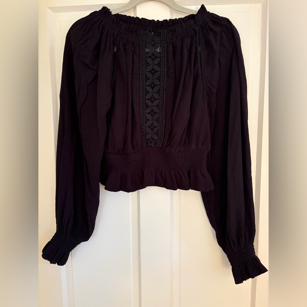 Black Women's Peasant Style top